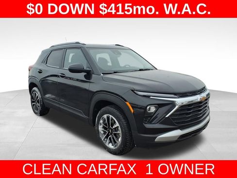 Used 2025 Chevrolet TrailBlazer LT image 2