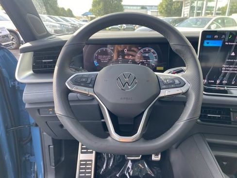 New 2026 Volkswagen Tiguan SE R-Line AWD/4WD image 28