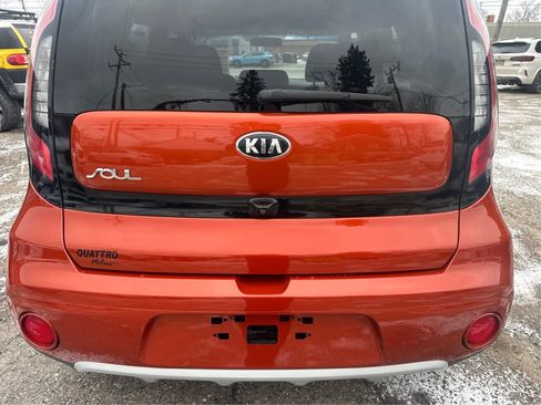 Used 2019 Kia Soul + FWD image 14