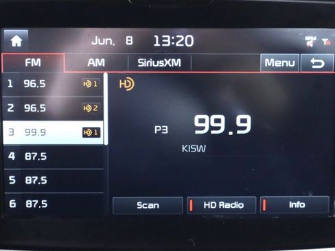 Used 2016 Kia Soul EV FWD image 18