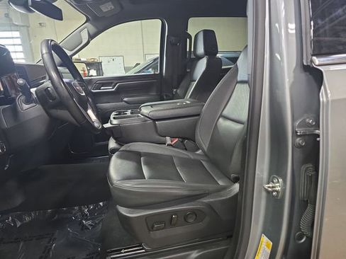 Used 2024 GMC Sierra 1500 SLT AWD/4WD image 14