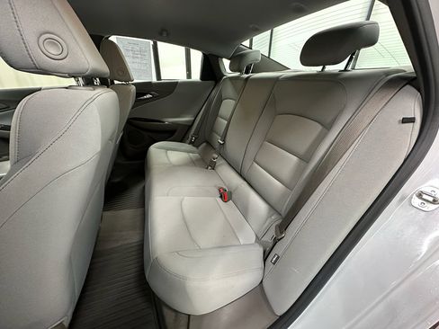 Used 2023 Chevrolet Malibu LS FWD image 22