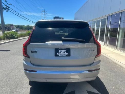 Certified 2025 Volvo XC90 B6 Plus AWD/4WD image 4