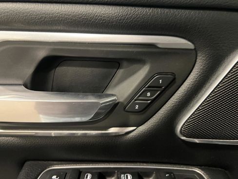 Used 2020 RAM 1500 Laramie image 26