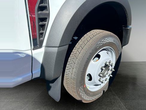 New 2025 Ford F450 XL w/ XL Chrome Package image 5