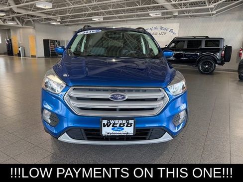 Used 2018 Ford Escape SE FWD image 3