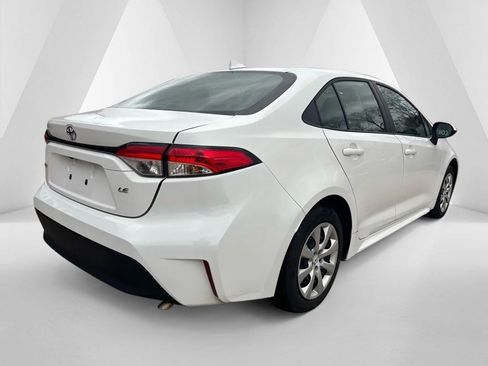 Used 2024 Toyota Corolla LE image 7