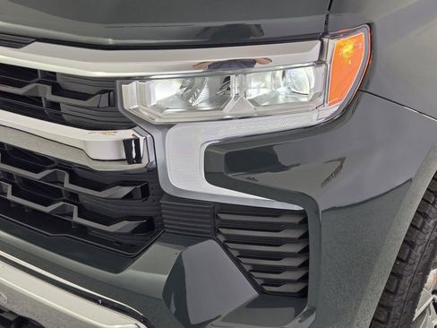 New 2026 Chevrolet Silverado 1500 LT w/ Texas Edition Plus RWD image 9