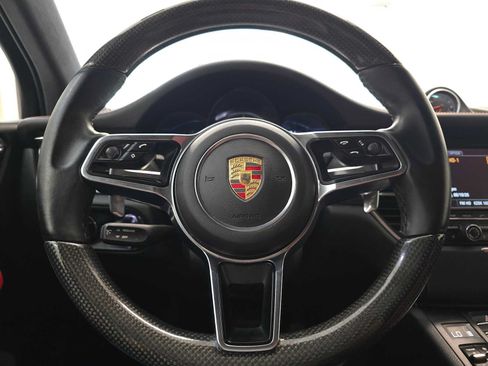 Used 2015 Porsche Macan Turbo AWD/4WD image 11