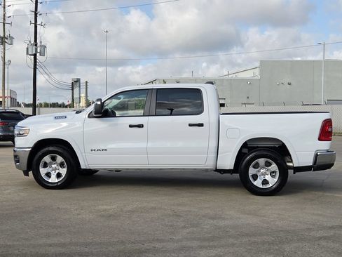 Used 2025 RAM 1500 Big Horn RWD image 6