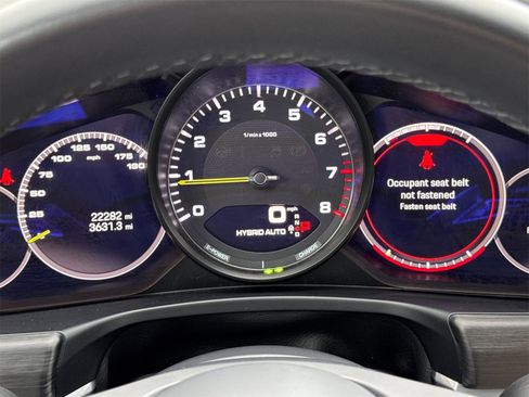 Used 2023 Porsche Panamera 4 image 30