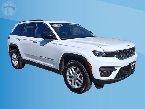 Certified 2024 Jeep Grand Cherokee Laredo X w/ Luxury Tech Group I AWD/4WD image 1