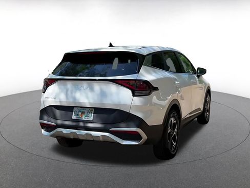 Used 2025 Kia Sportage LX FWD image 14