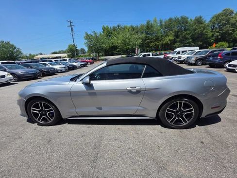 Used 2020 Ford Mustang Premium RWD image 8