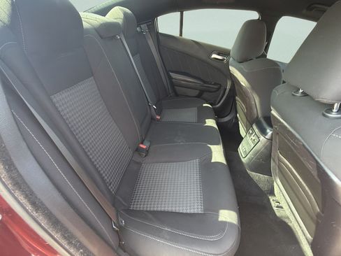 Used 2019 Dodge Charger R/T w/ Blacktop Package RWD image 11