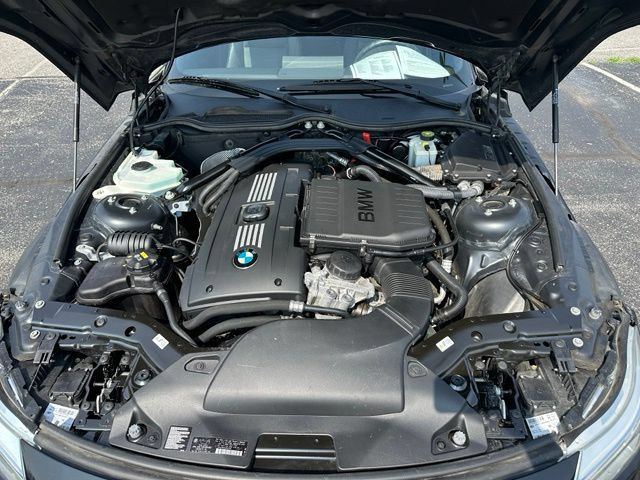 Used 2015 BMW Z4 sDrive35i RWD image 13