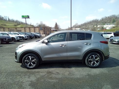 Used 2020 Kia Sportage LX image 7