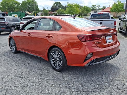 Used 2024 Kia Forte GT-Line w/ GT-Line Premium Package FWD image 4
