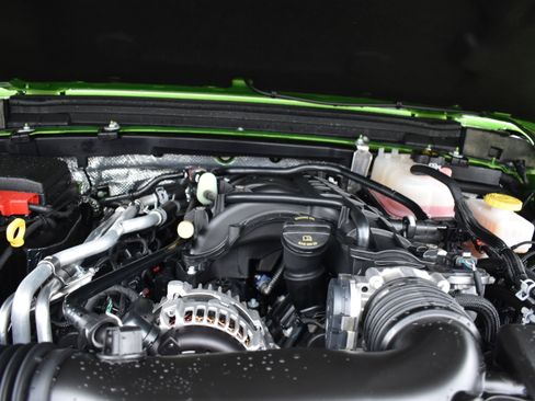 Used 2025 Jeep Wrangler Unlimited Rubicon image 35