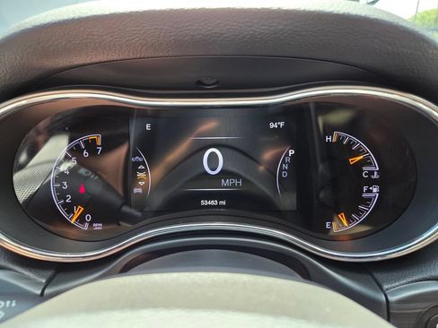 Used 2020 Jeep Grand Cherokee Limited AWD/4WD image 33