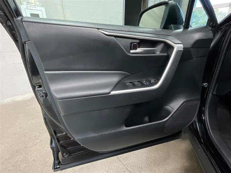 Used 2023 Toyota RAV4 XLE w/ XLE Grade Weather Package AWD/4WD image 10