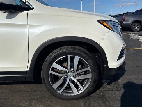 Used 2018 Honda Pilot Elite image 15