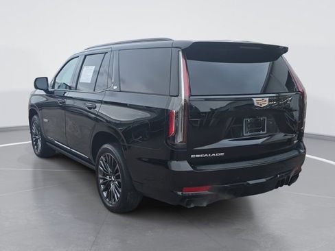 Certified 2023 Cadillac Escalade V image 5