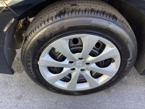 Used 2024 Toyota Corolla LE image 19