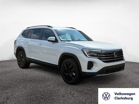 New 2026 Volkswagen Atlas SE image 7