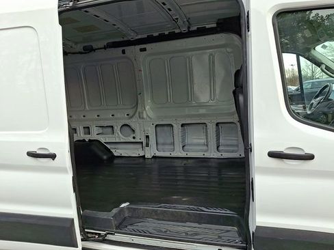 Used 2023 Ford Transit 250 Medium Roof AWD image 13