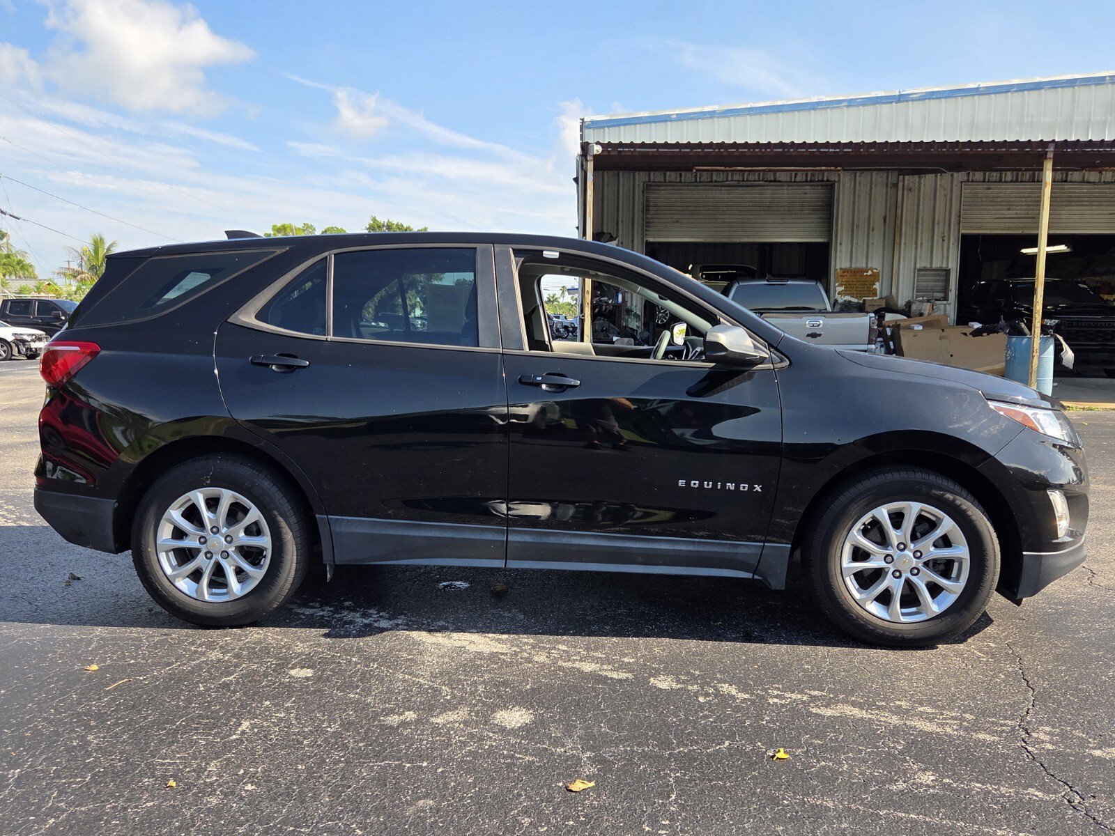 Certified 2020 Chevrolet Equinox LS FWD image 6