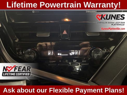 Used 2024 Toyota Camry SE image 25