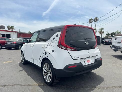 Used 2021 Kia Soul LX FWD image 5