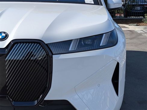 New 2026 BMW iX xDrive60 image 21