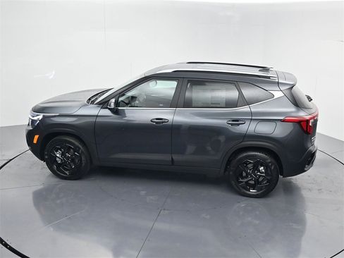 New 2026 Kia Seltos EX image 46