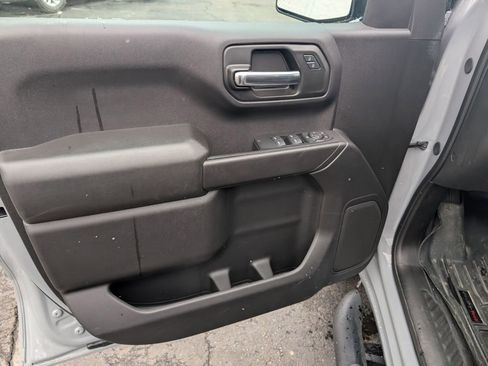 Used 2024 Chevrolet Silverado 1500 Custom Trail Boss w/ LPO, Dark Essentials Package image 15