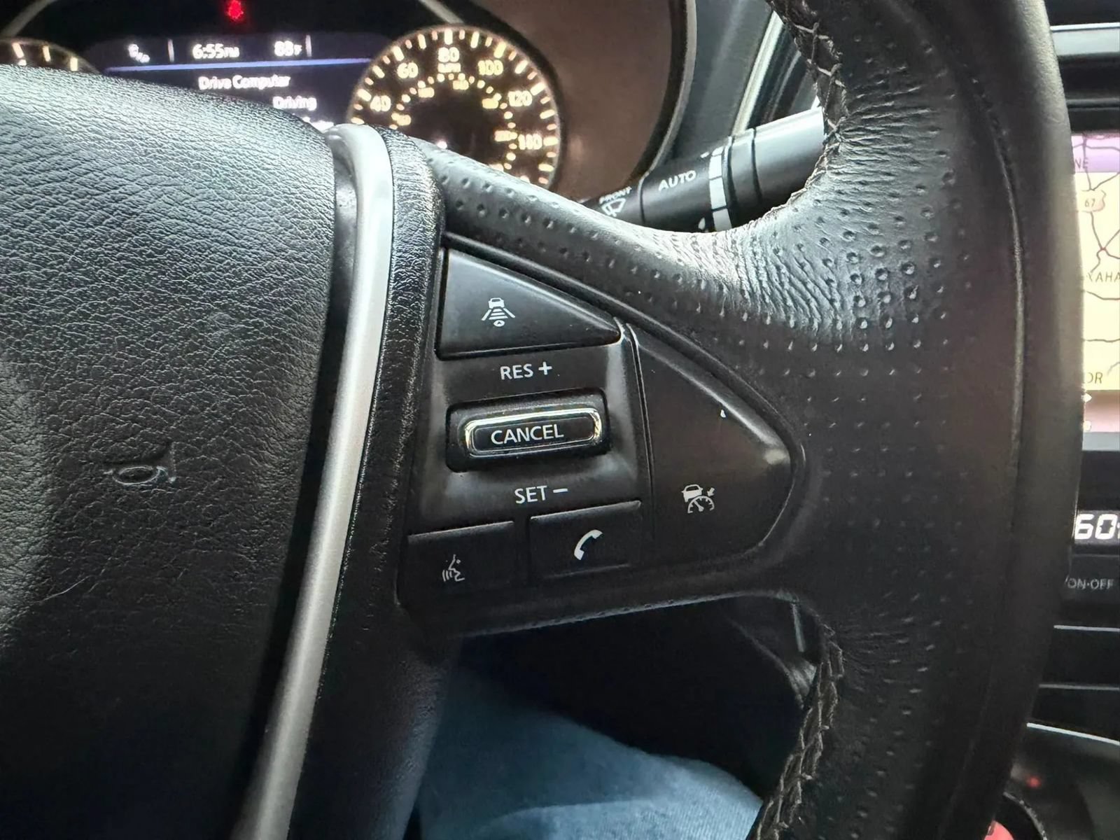Used 2017 Nissan Maxima Platinum FWD image 23