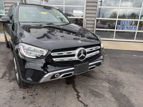 Used 2022 Mercedes-Benz GLC 300 4MATIC image 5
