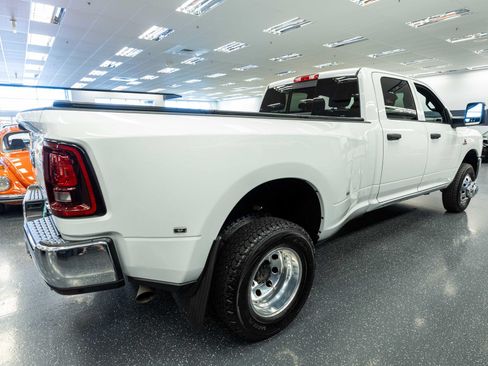 Used 2025 RAM 3500 Tradesman AWD/4WD image 4