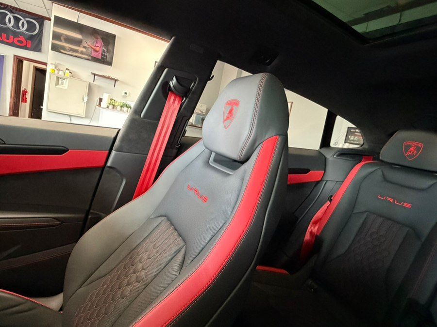 Used 2023 Lamborghini Urus S AWD/4WD image 88