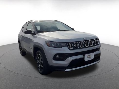 Used 2025 Jeep Compass Limited AWD/4WD image 3
