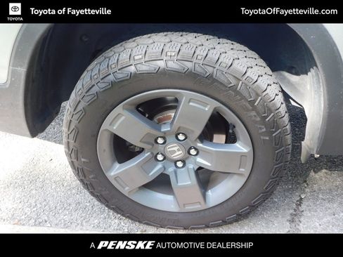Used 2025 Honda Ridgeline TrailSport image 9