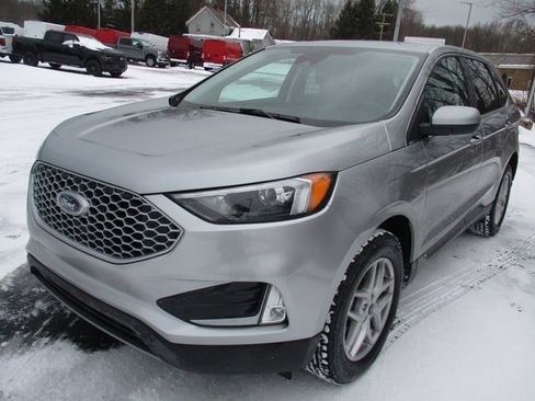 Certified 2024 Ford Edge SEL w/ Convenience Package image 4