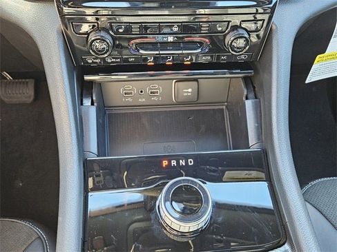 New 2025 Jeep Grand Cherokee Altitude image 20