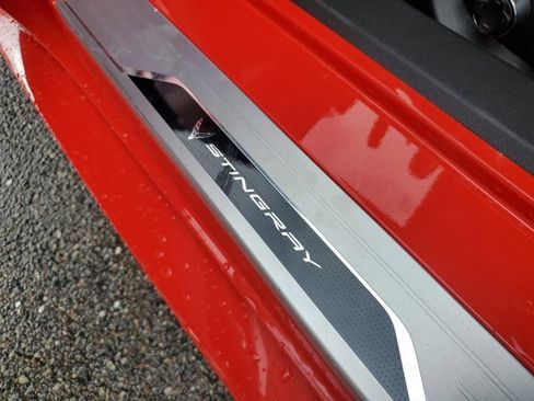 Used 2021 Chevrolet Corvette Stingray Premium Conv w/ Z51 Performance Package image 22