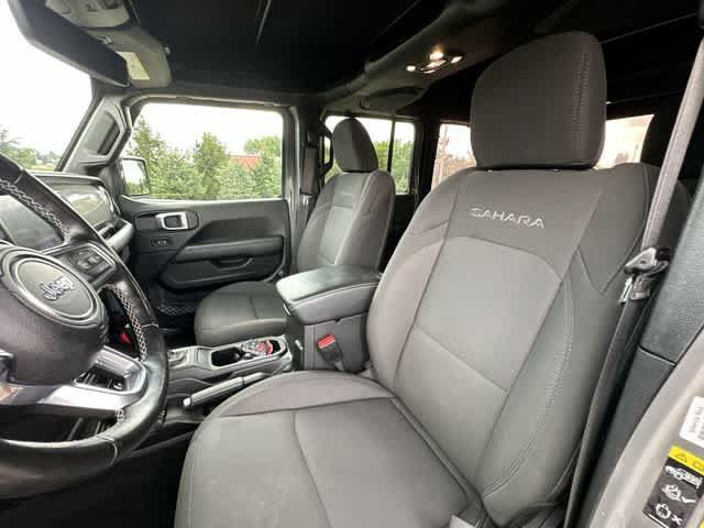 Used 2022 Jeep Wrangler Unlimited Sahara w/ LED Lighting Group AWD/4WD image 16