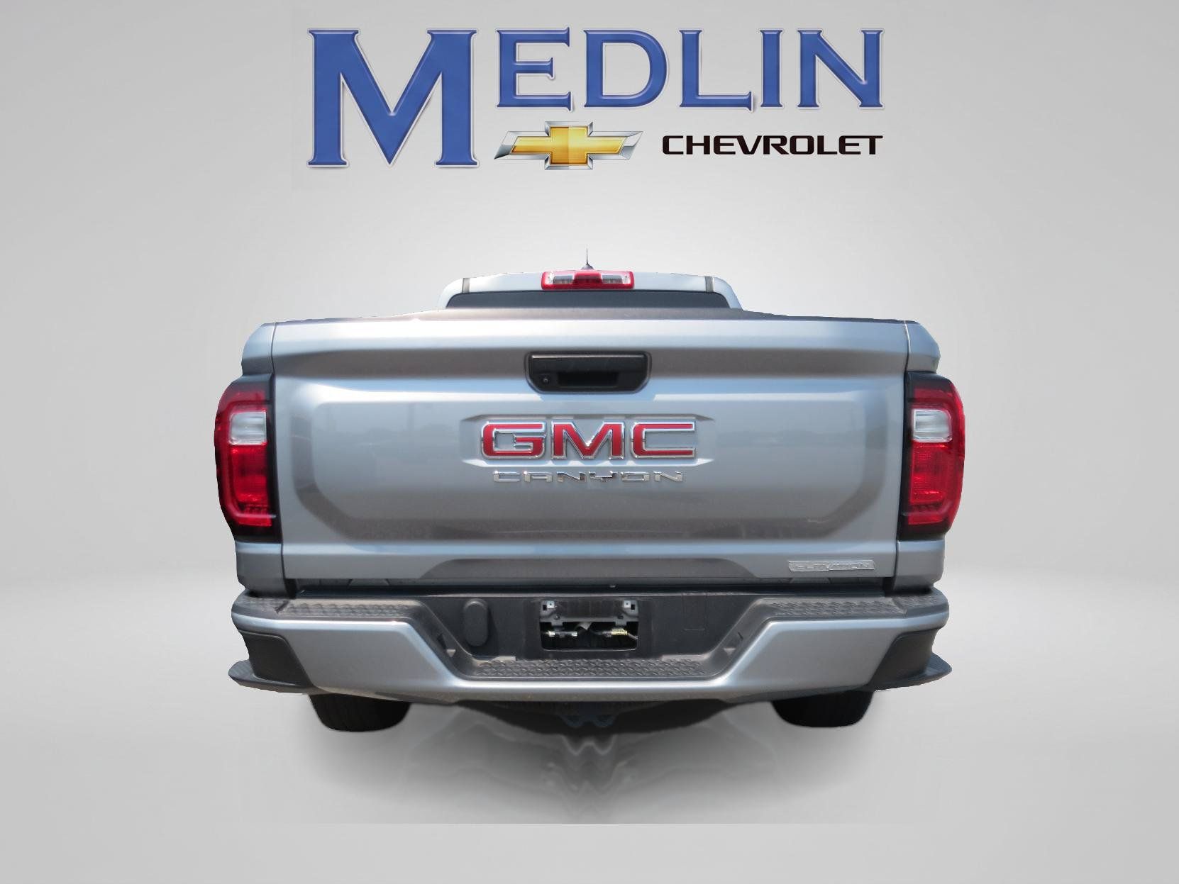 Used 2023 GMC Canyon Elevation RWD image 5