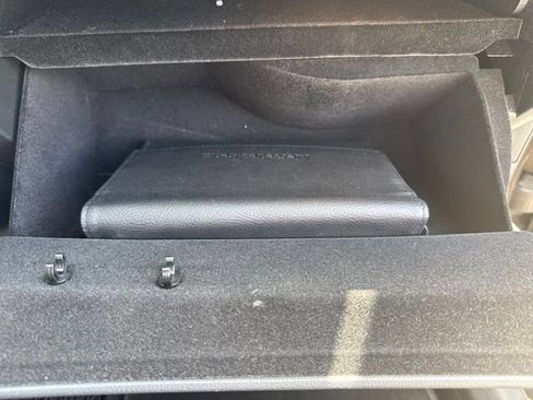 Used 2018 Mercedes-Benz GLC 300 4MATIC image 32