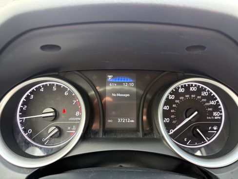 Used 2024 Toyota Camry LE image 28