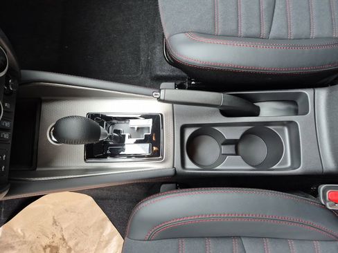 Used 2025 Mitsubishi Outlander Sport SE image 14